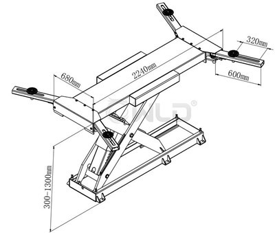 Scissor Lift u srednjem spremniku za prskanje